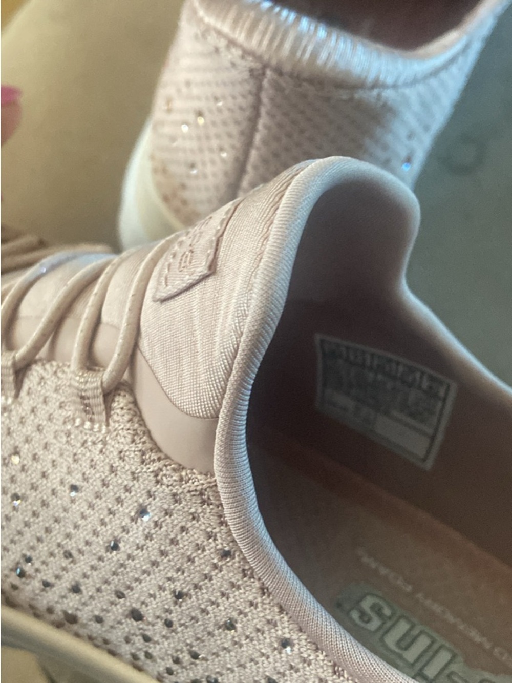 Sketchers slip ons - Picture 2 of 2